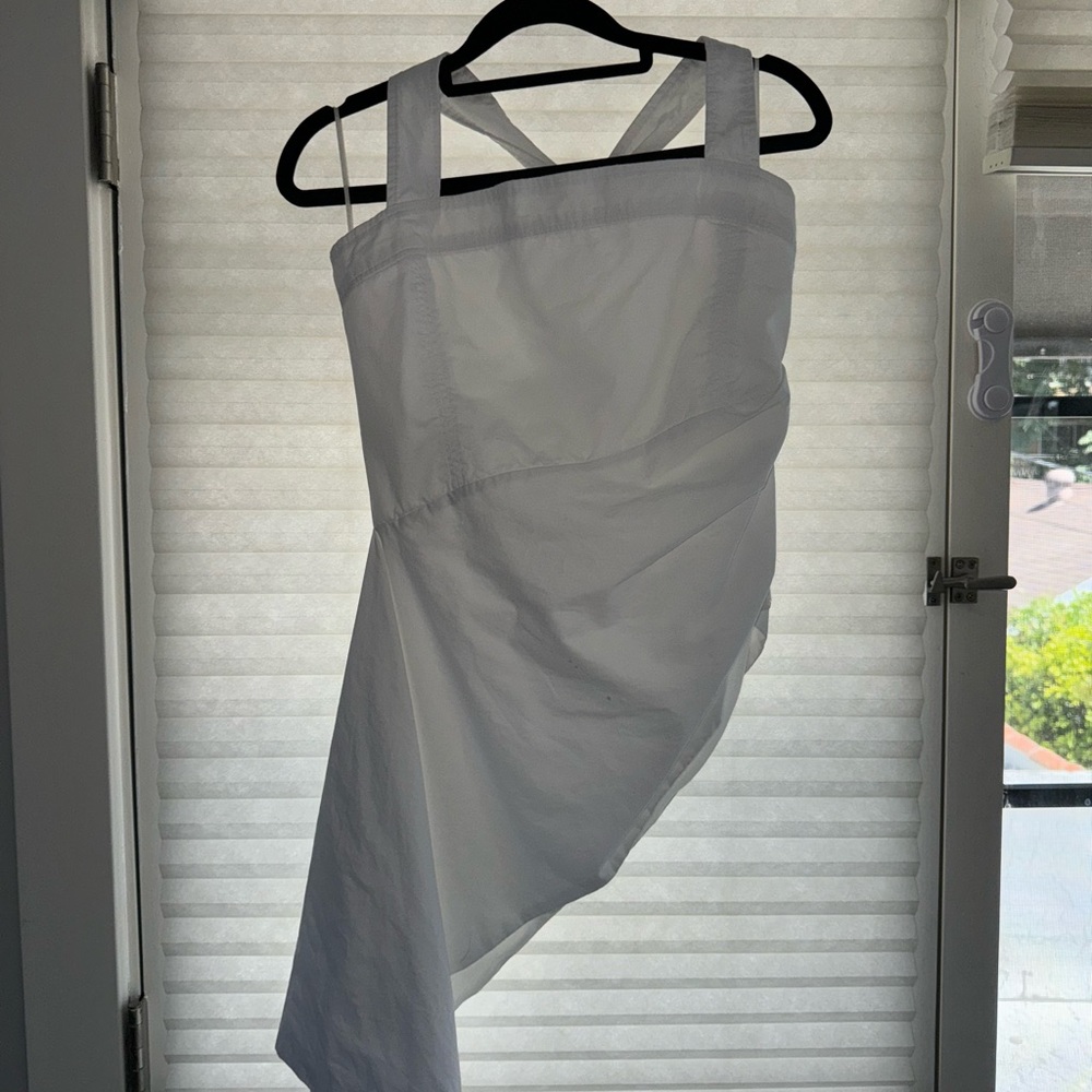 ZARA ASYMMETRICAL WHITE TIE UP TOP IN WOMENS SIZE MEDIUM